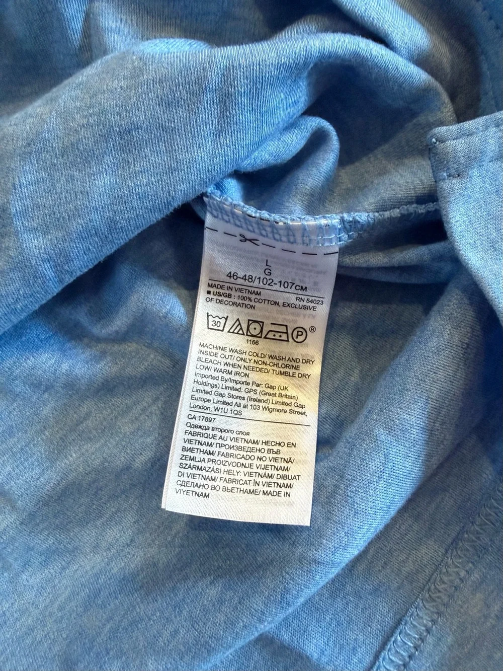 EUC Banana Republic Standard Fit Luxury-Touch Polo Shirt - Heather Light Blue-L
